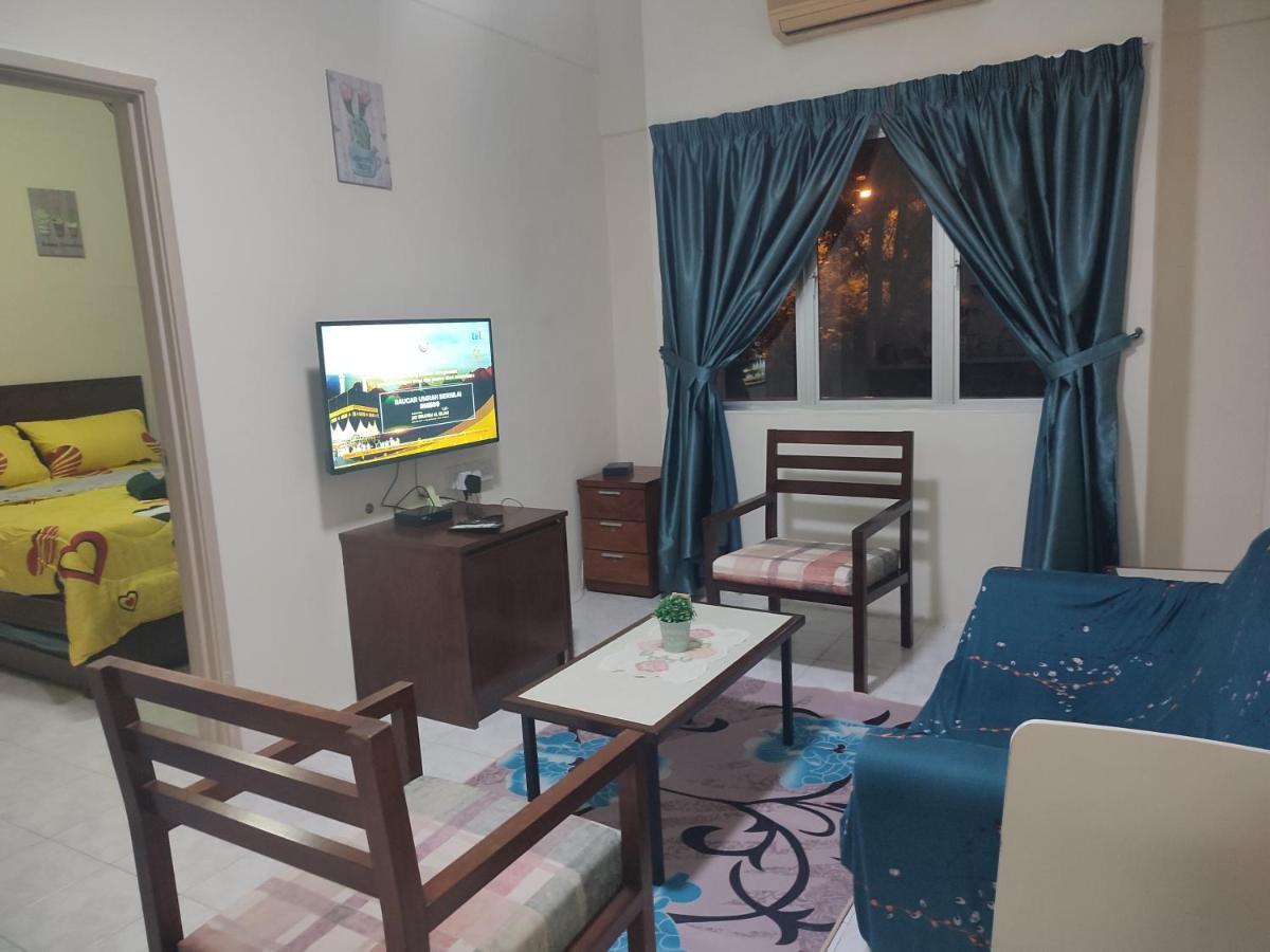 Apartment Sofea Bukit Merah - Laketown A6153 *