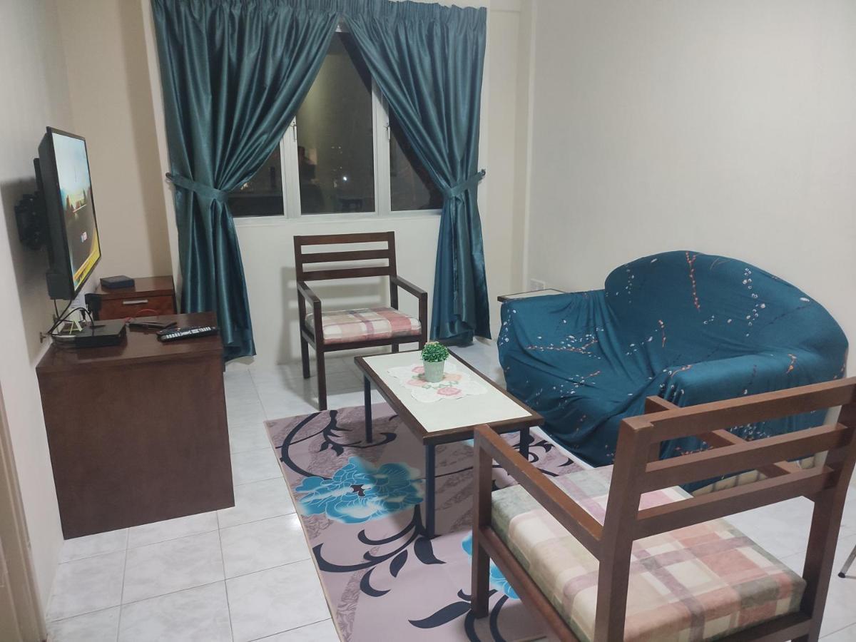 Apartment Sofea Bukit Merah - Laketown A6153 *